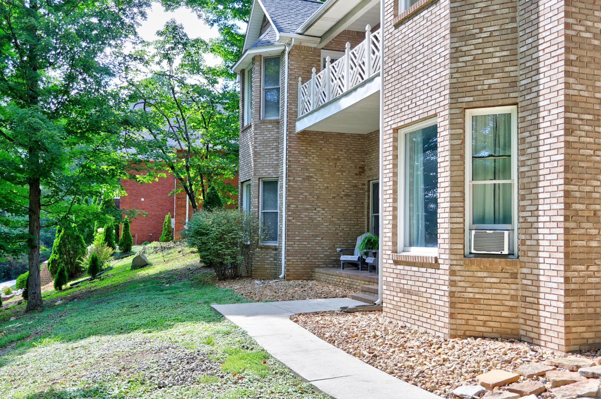 1650 N Plantation Dr