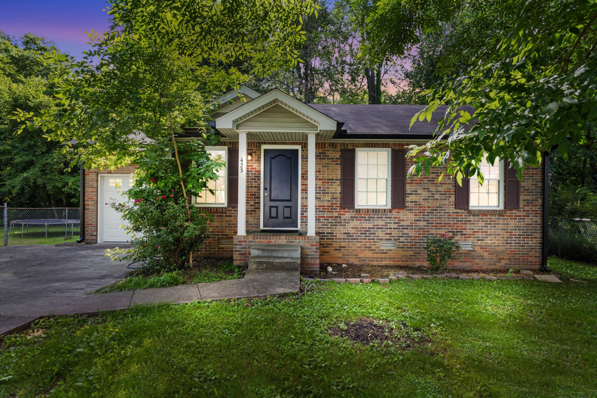 423 Donna Dr