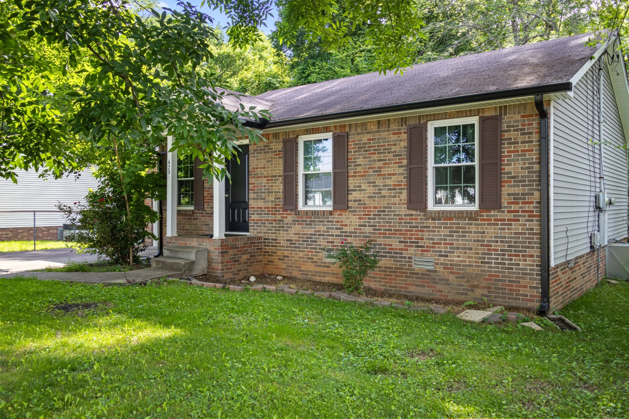 423 Donna Dr