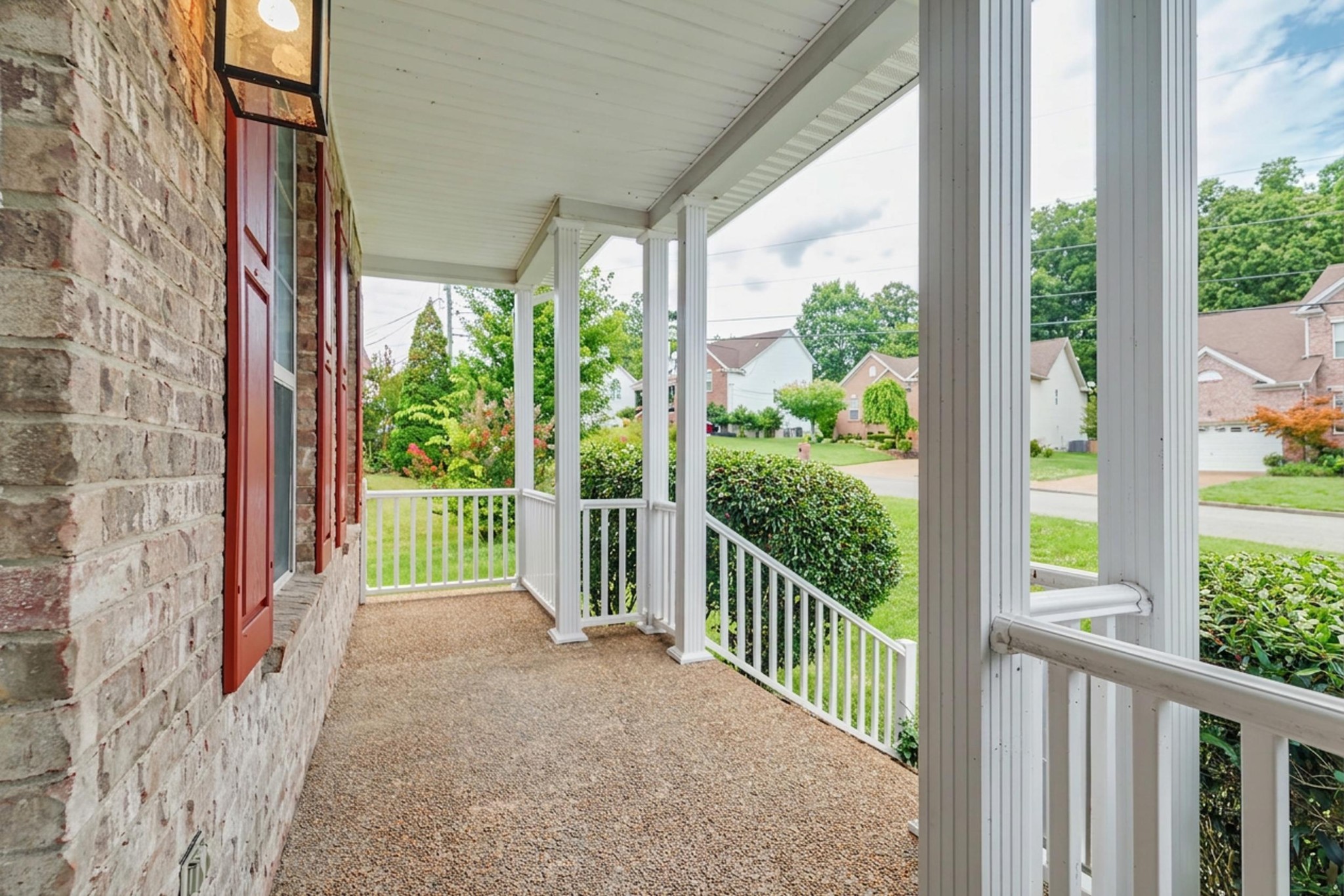 2337 Edencrest Dr