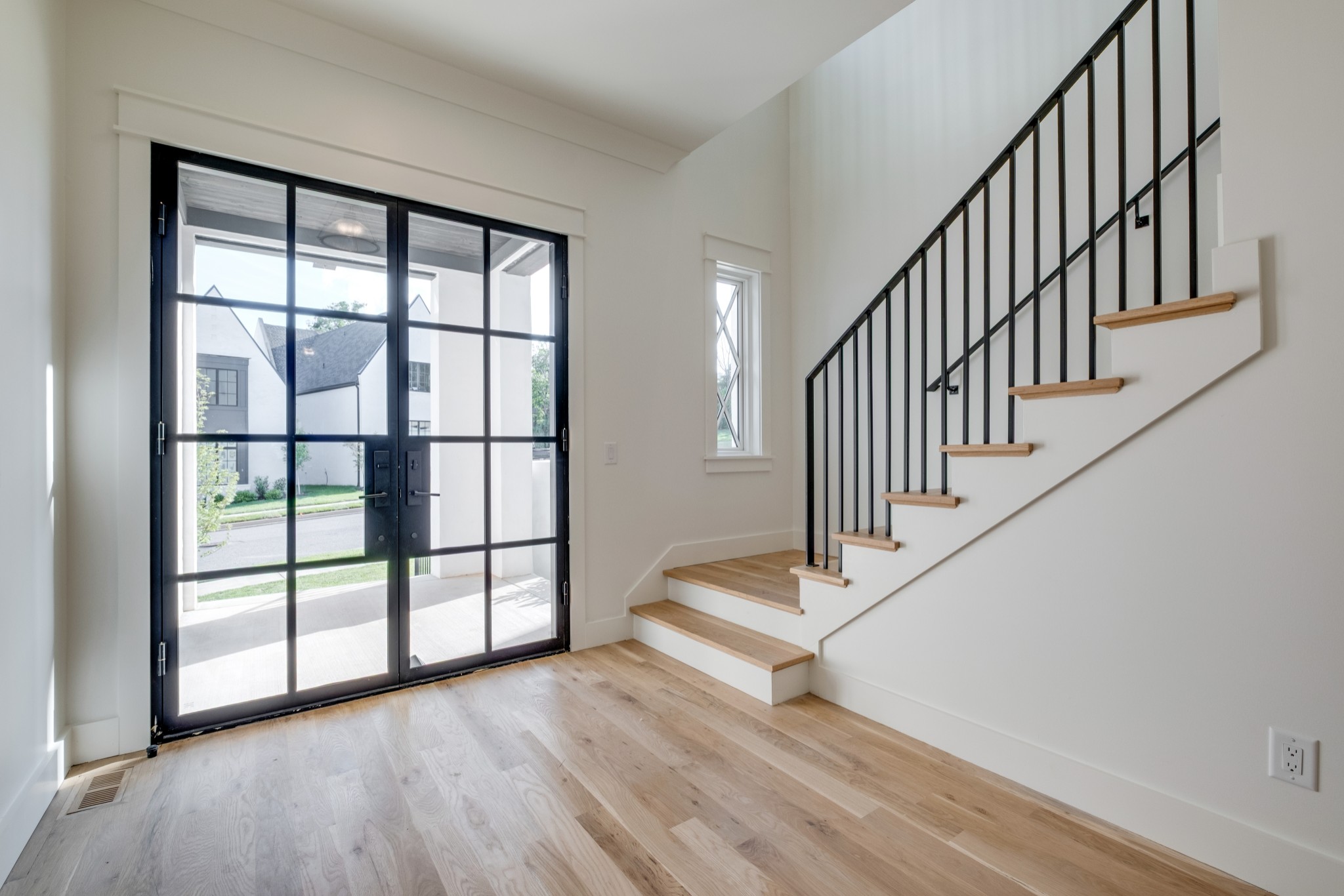 332 Kelly Glenn Ct