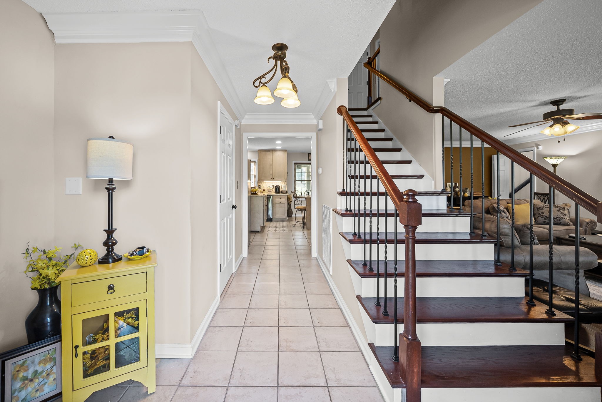 215 Avignon Way