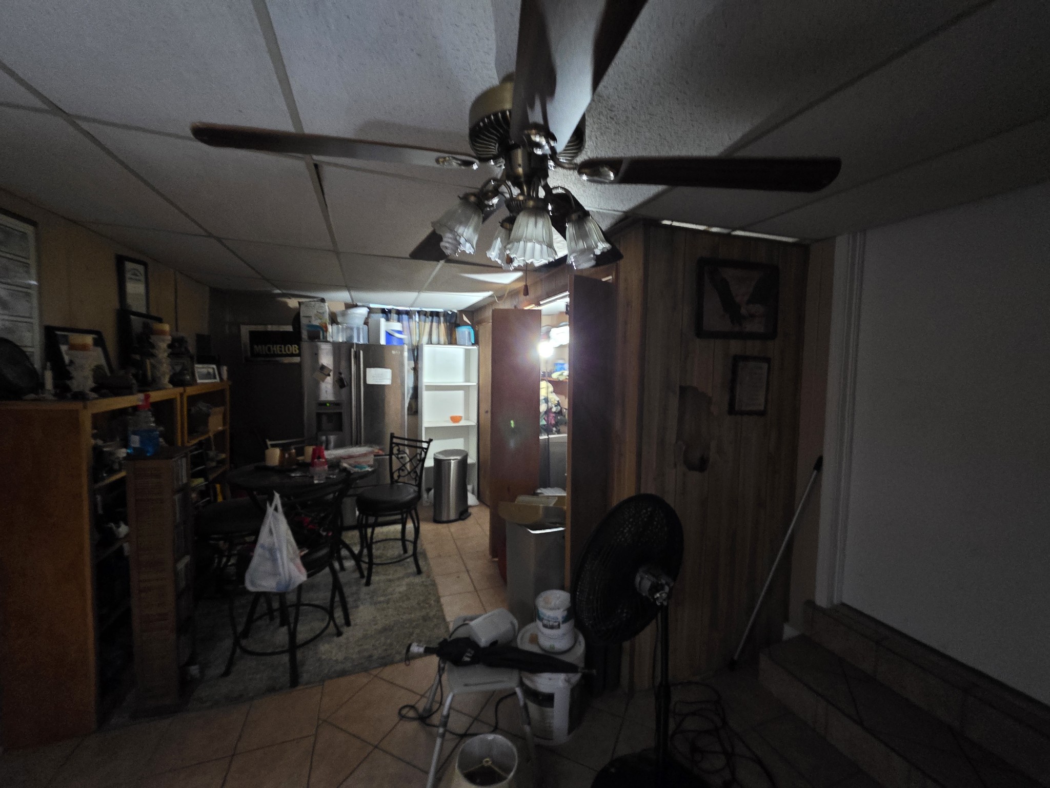 2240 Robin Dr