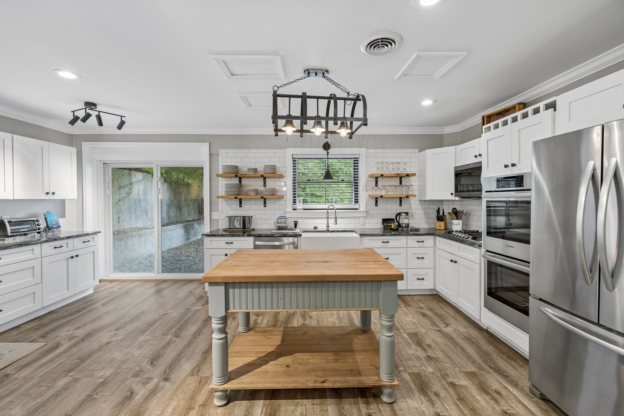 7330 S Harpeth Rd