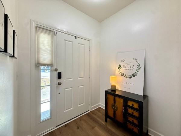 2422 Duxbury Dr
