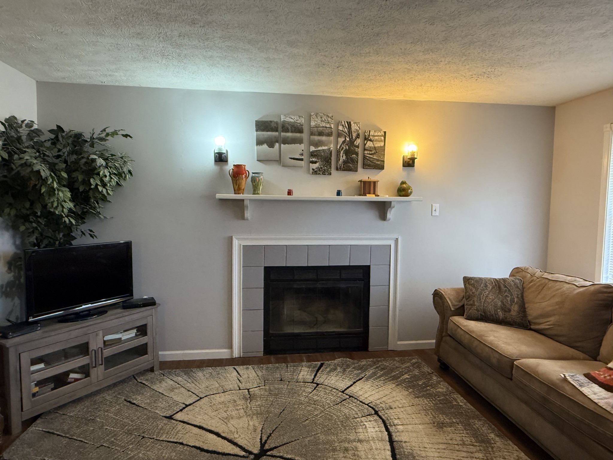 762 Spring Valley Rd