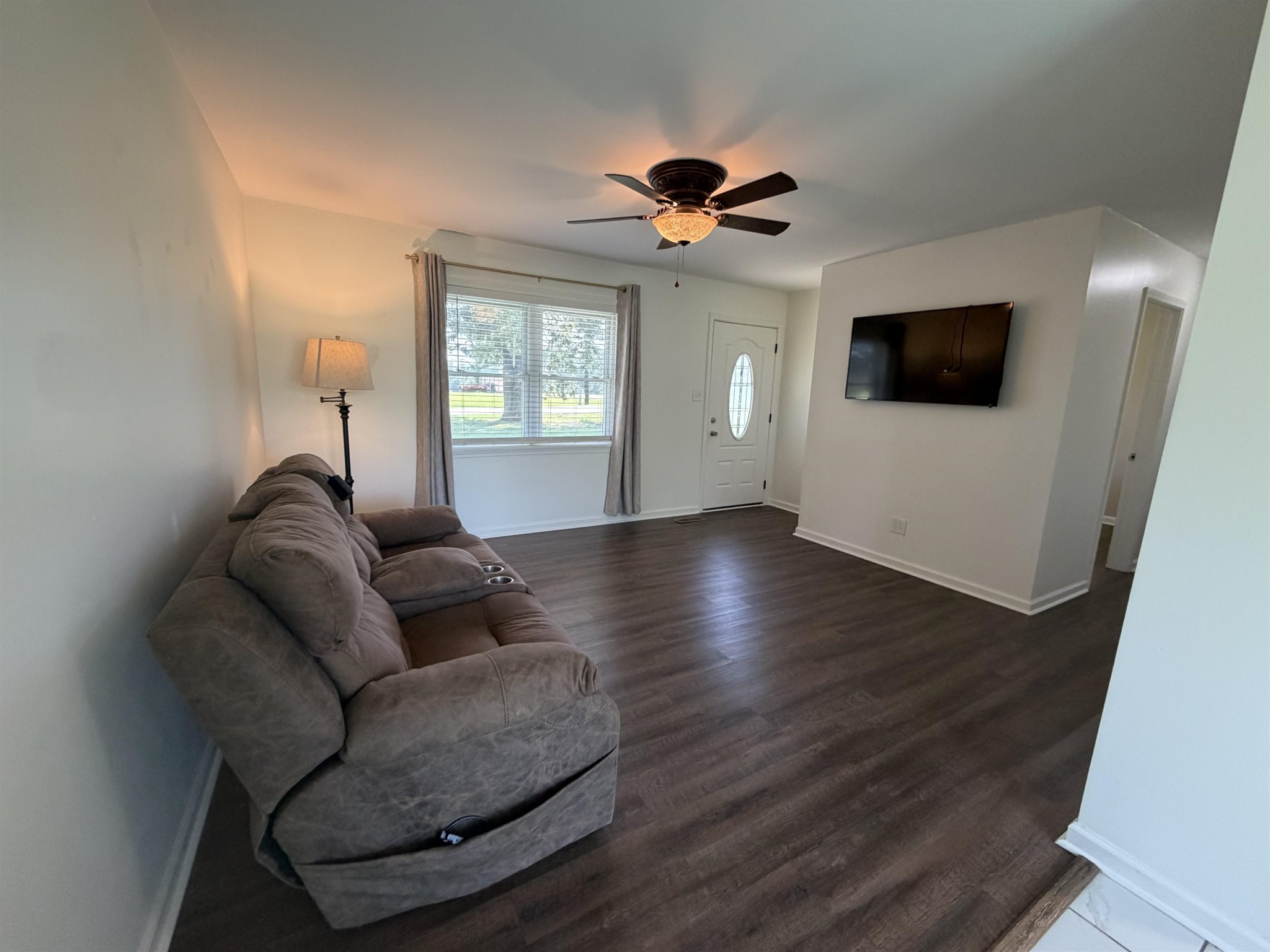 55 GEANS LN