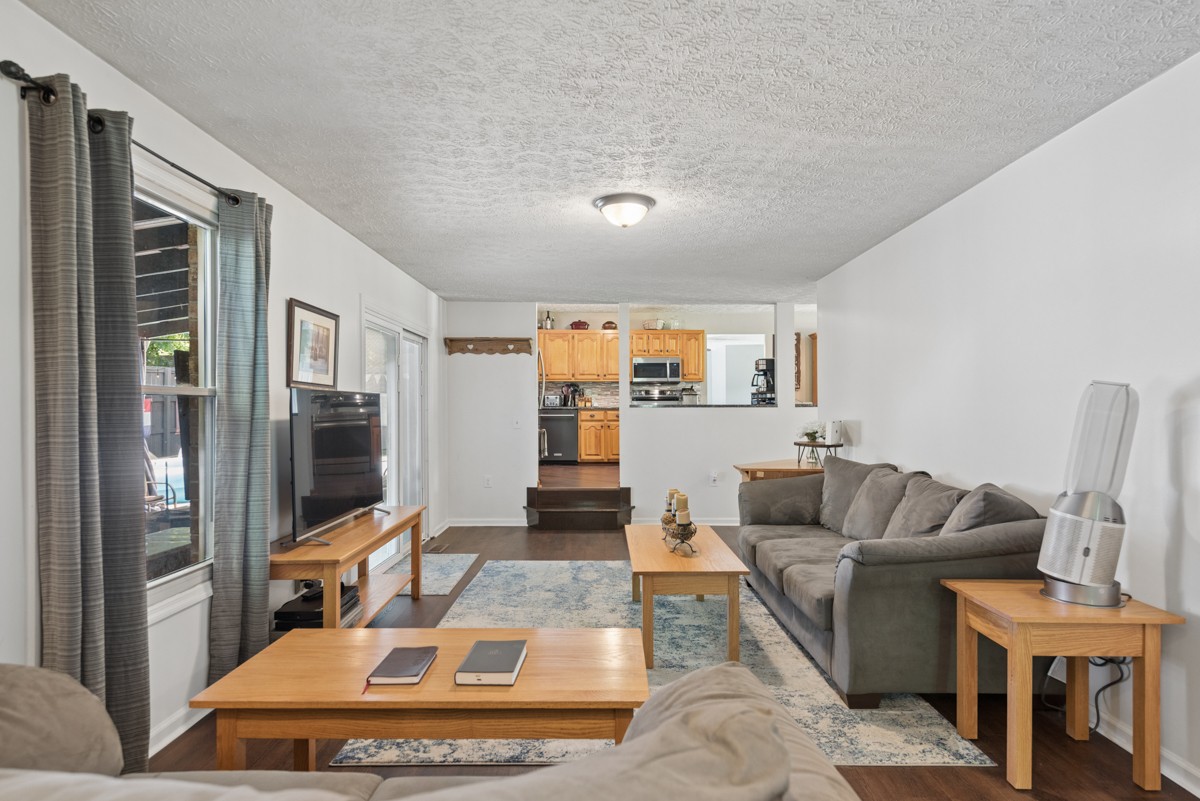 830 New Shackle Island Rd
