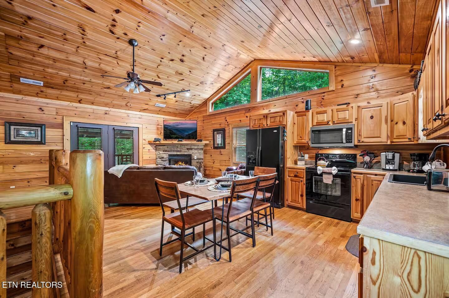 2429 Shady Creek Way