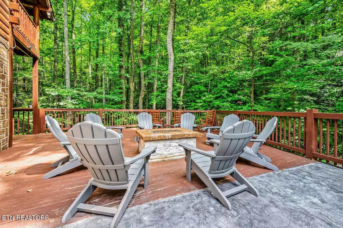 2429 Shady Creek Way