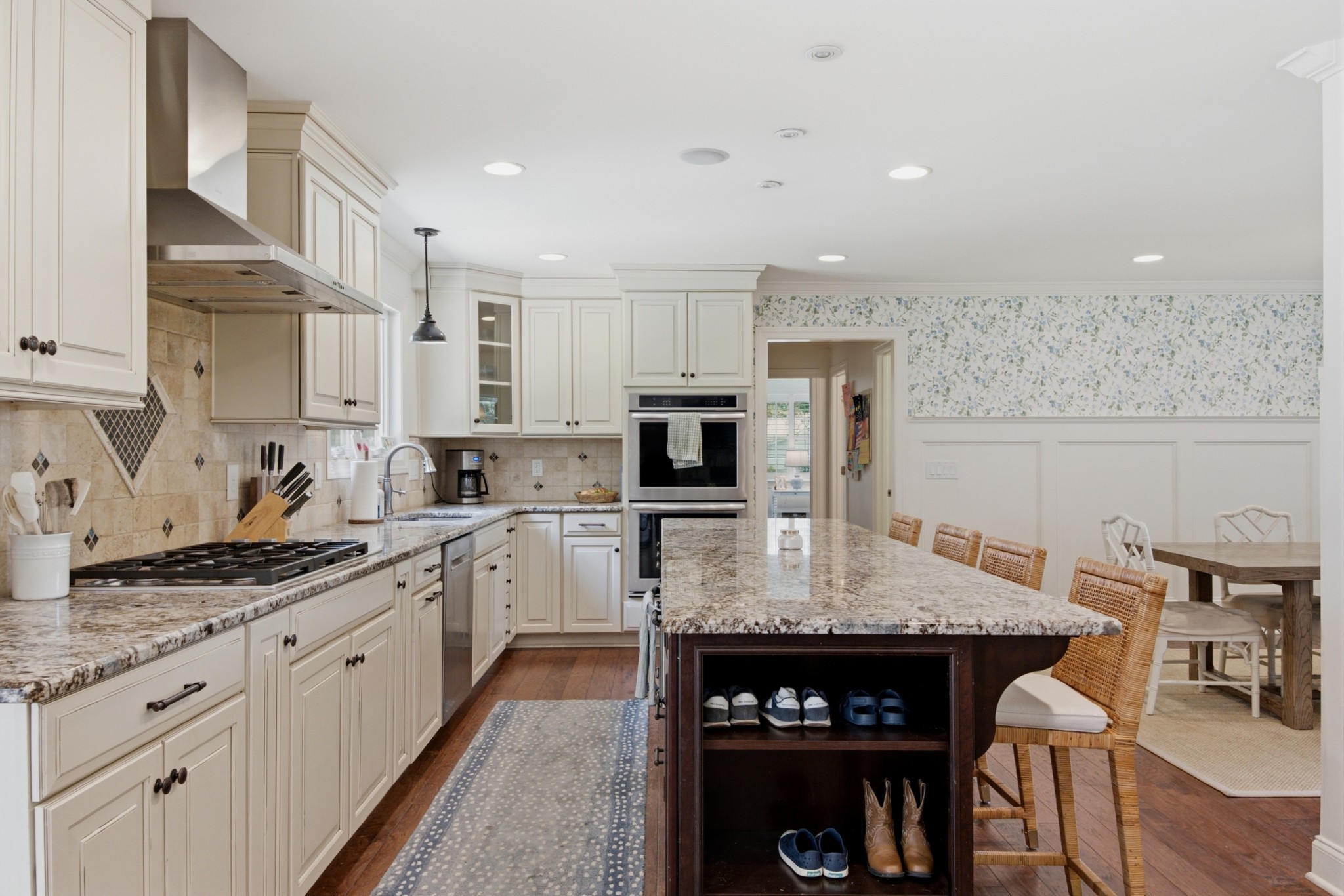 5212 Williamsburg Rd