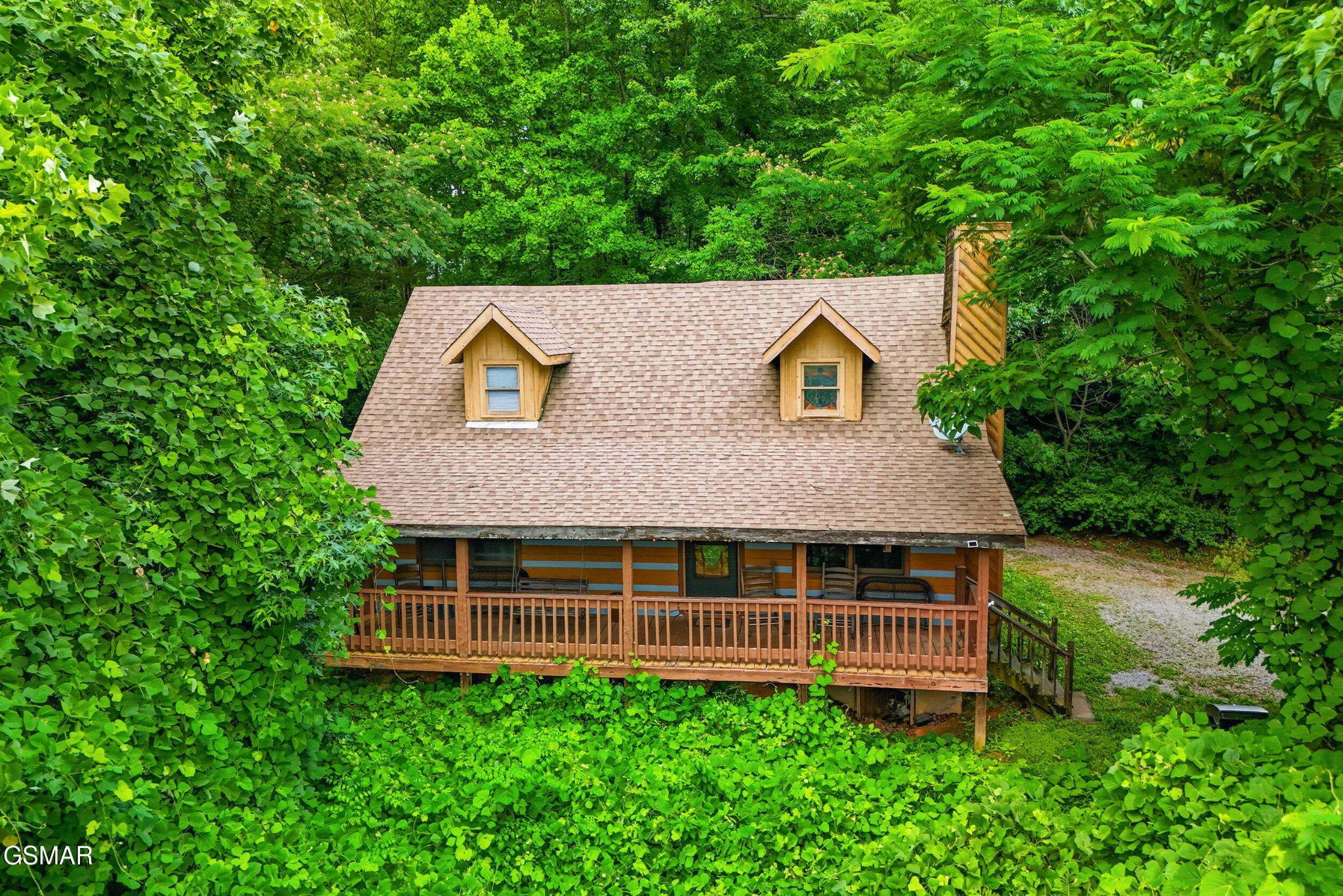 559 Crest Road