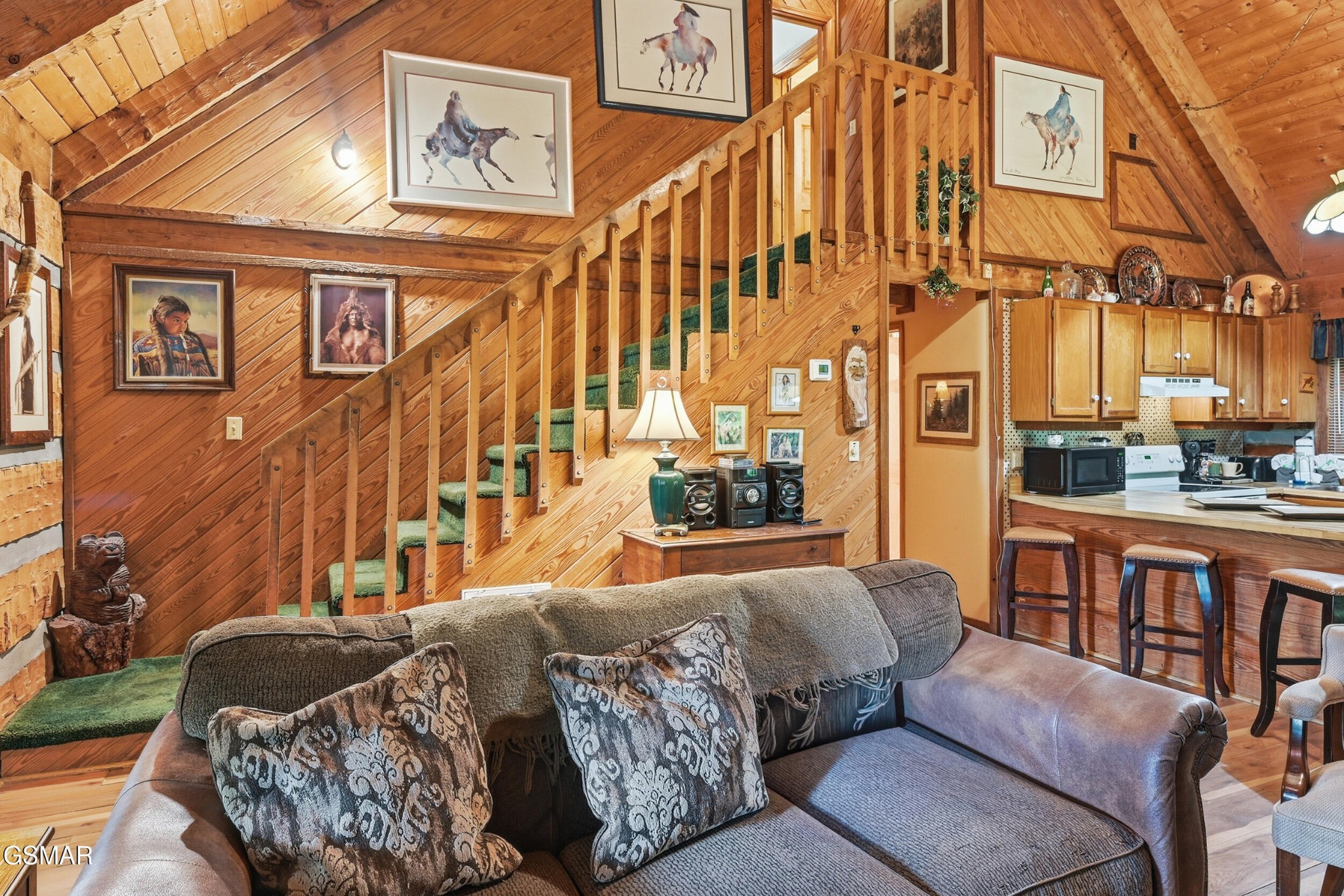 559 Crest Road