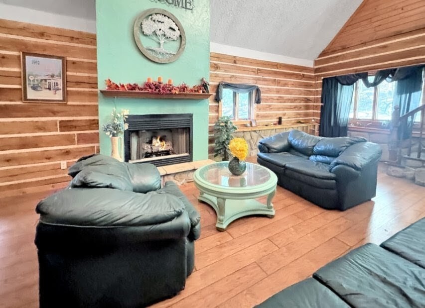 480 Hickman Shores Rd