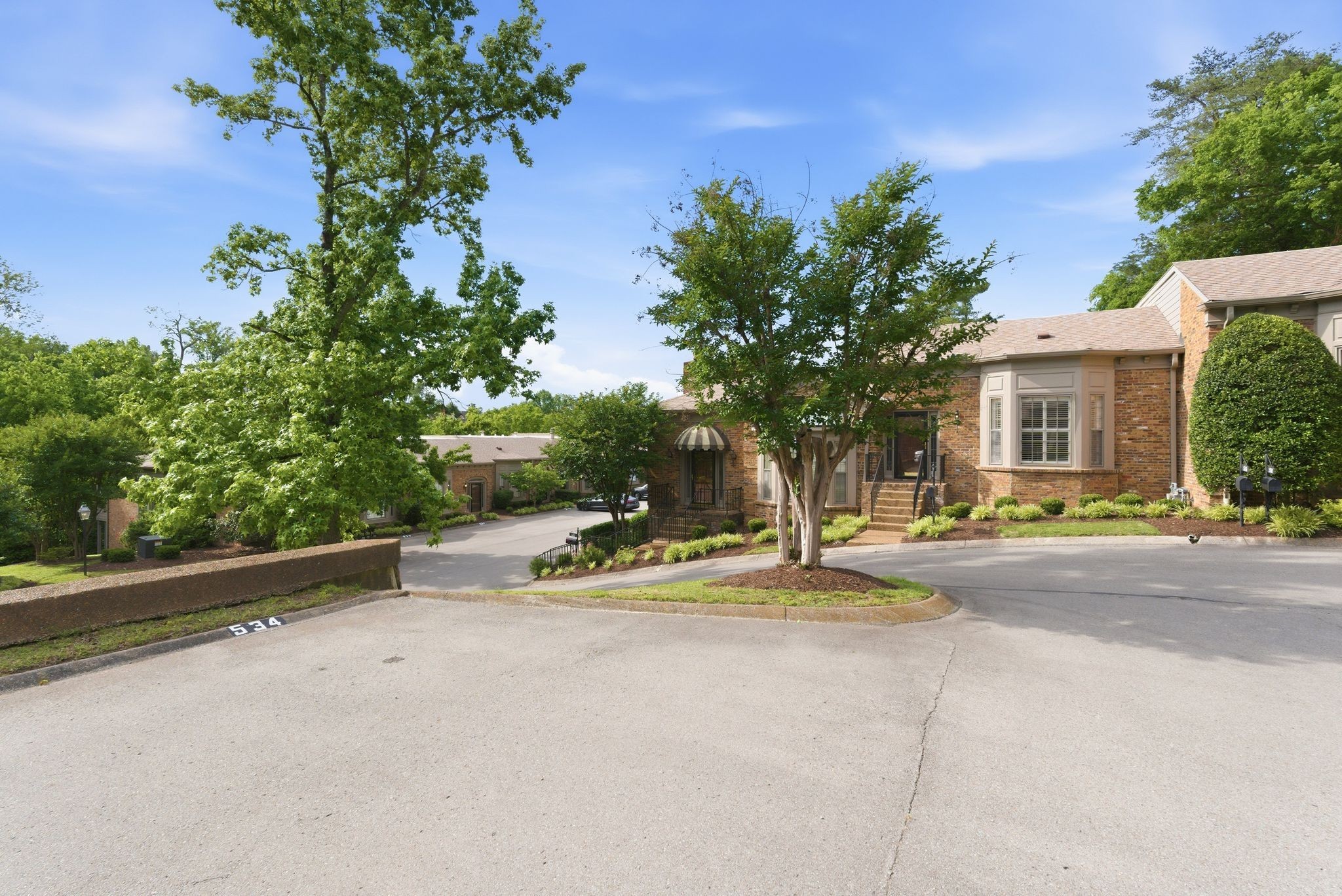 534 Armistead Pl