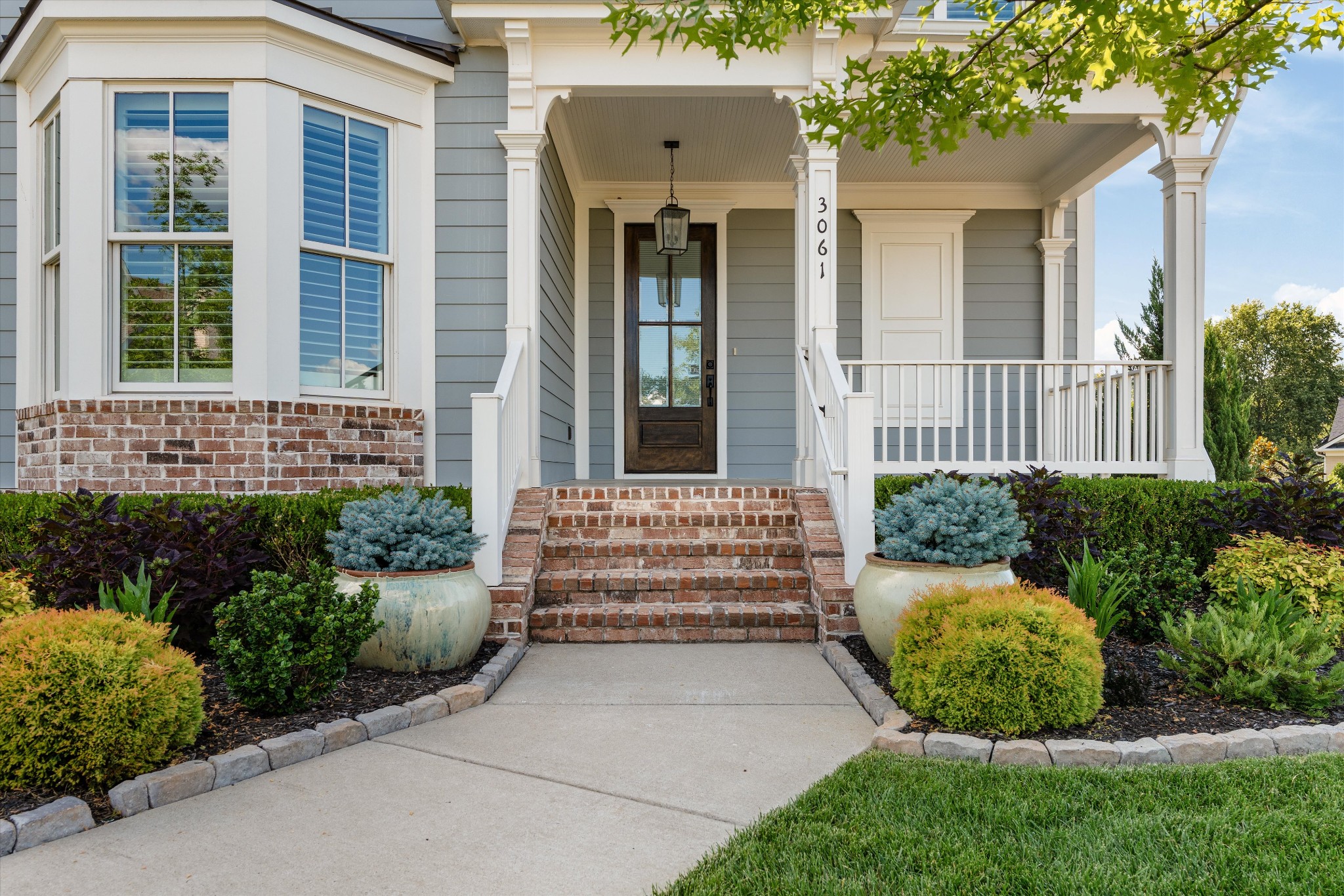 3061 Long Branch Cir
