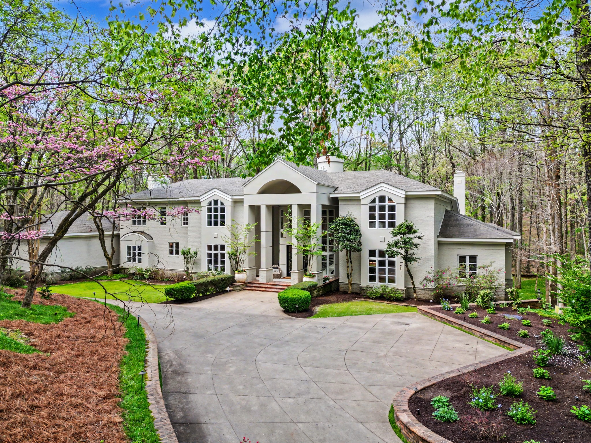 9 Windwood Dr