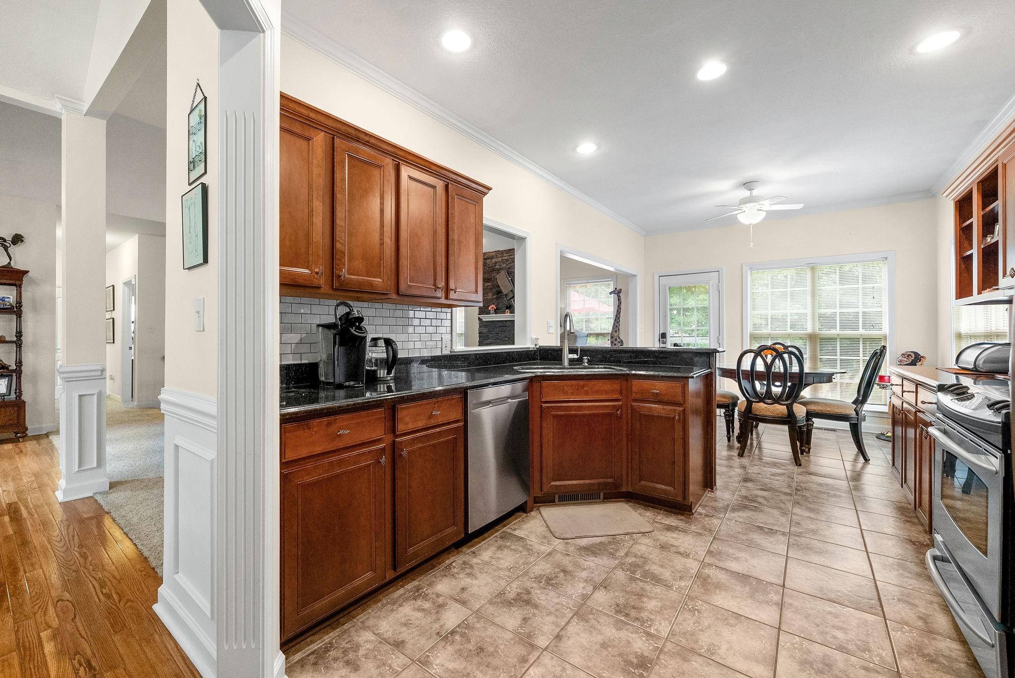 828 Brooke Valley Trce