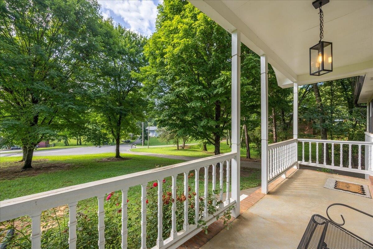 860 Anchor Drive