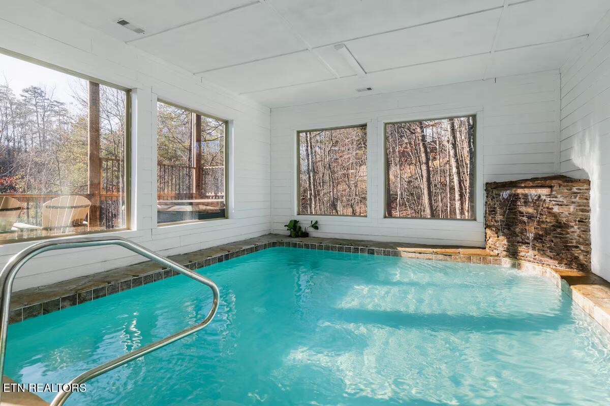 2110 Elk Pass Lane