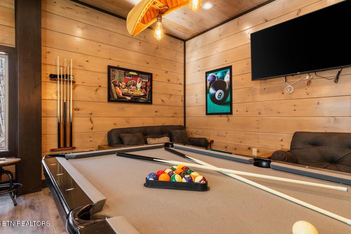 2110 Elk Pass Lane