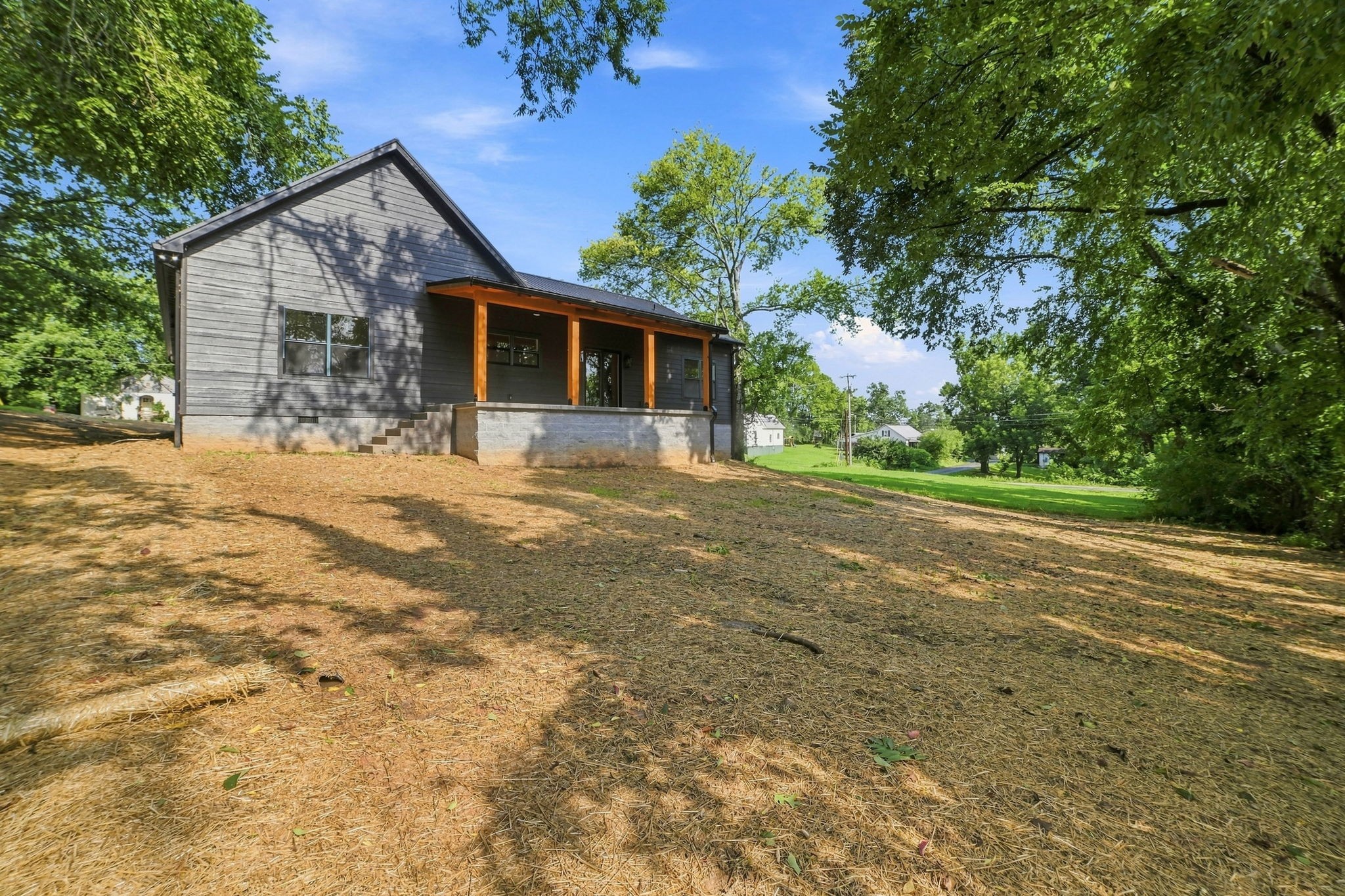 117 Nall Ave