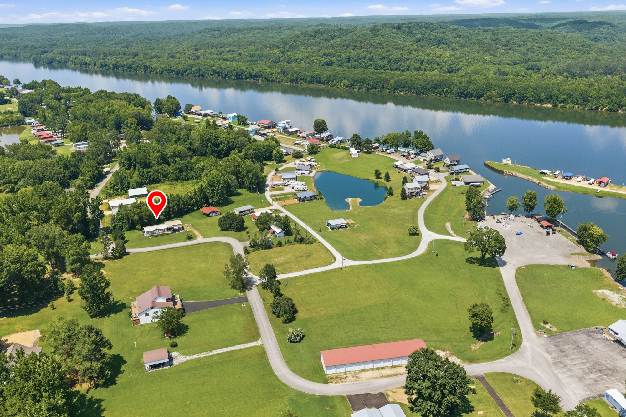 869 Riverview Dr