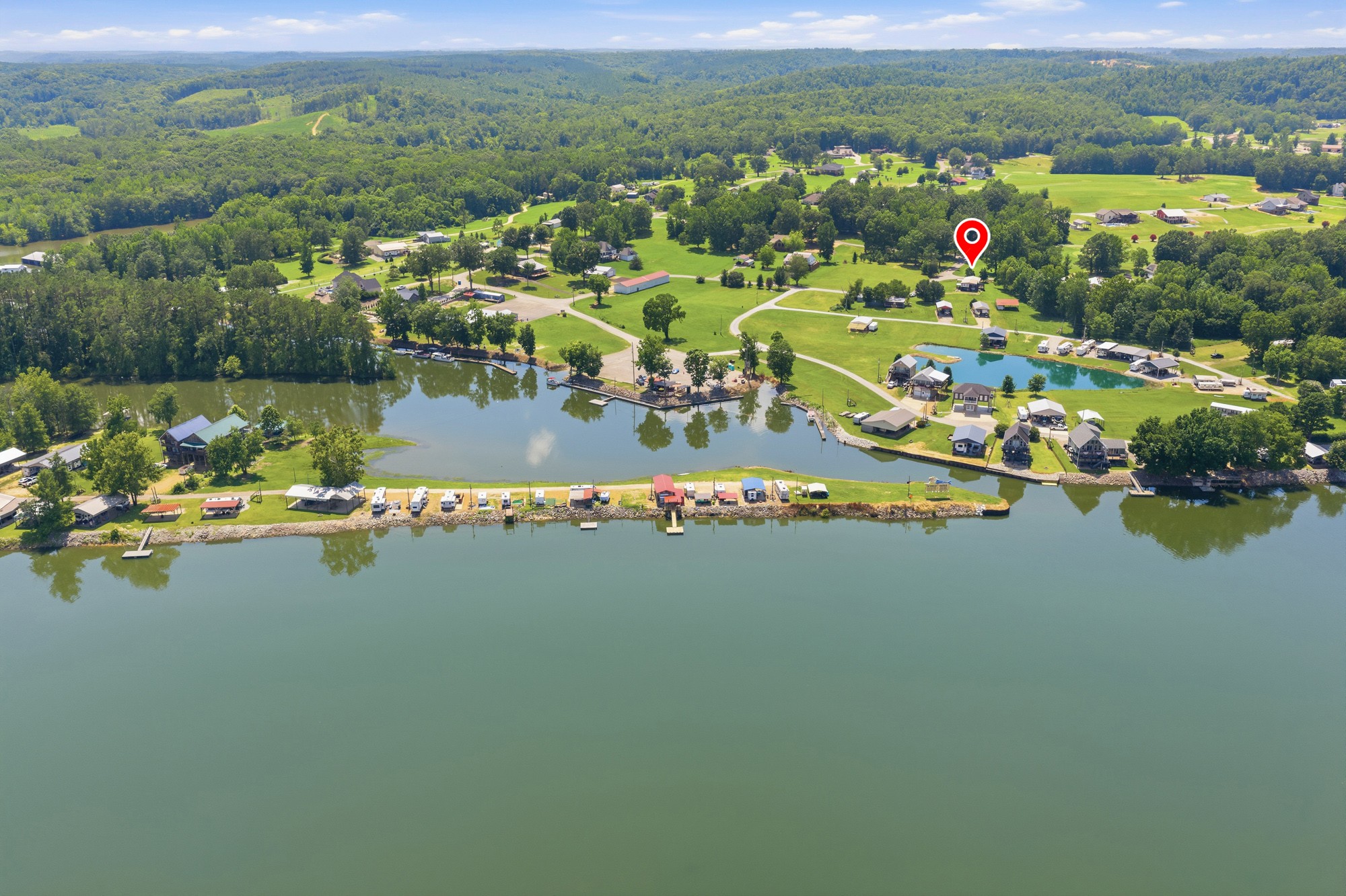 869 Riverview Dr