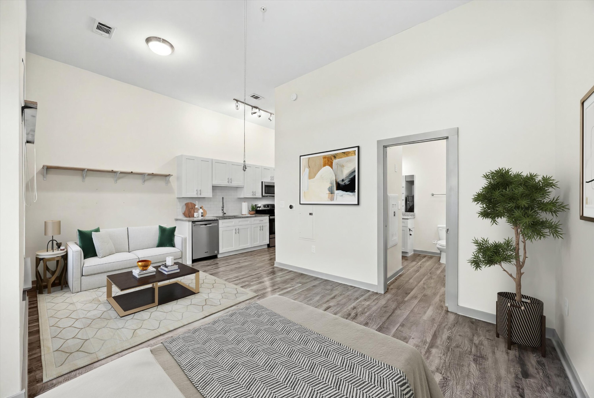 782 Riverfront Parkway