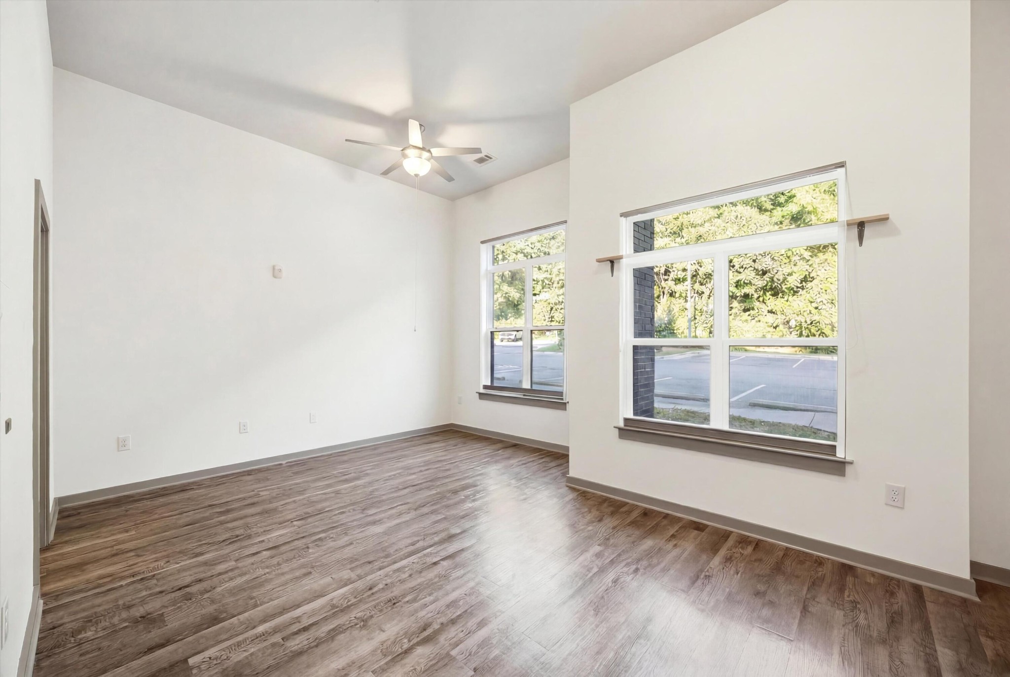 782 Riverfront Parkway