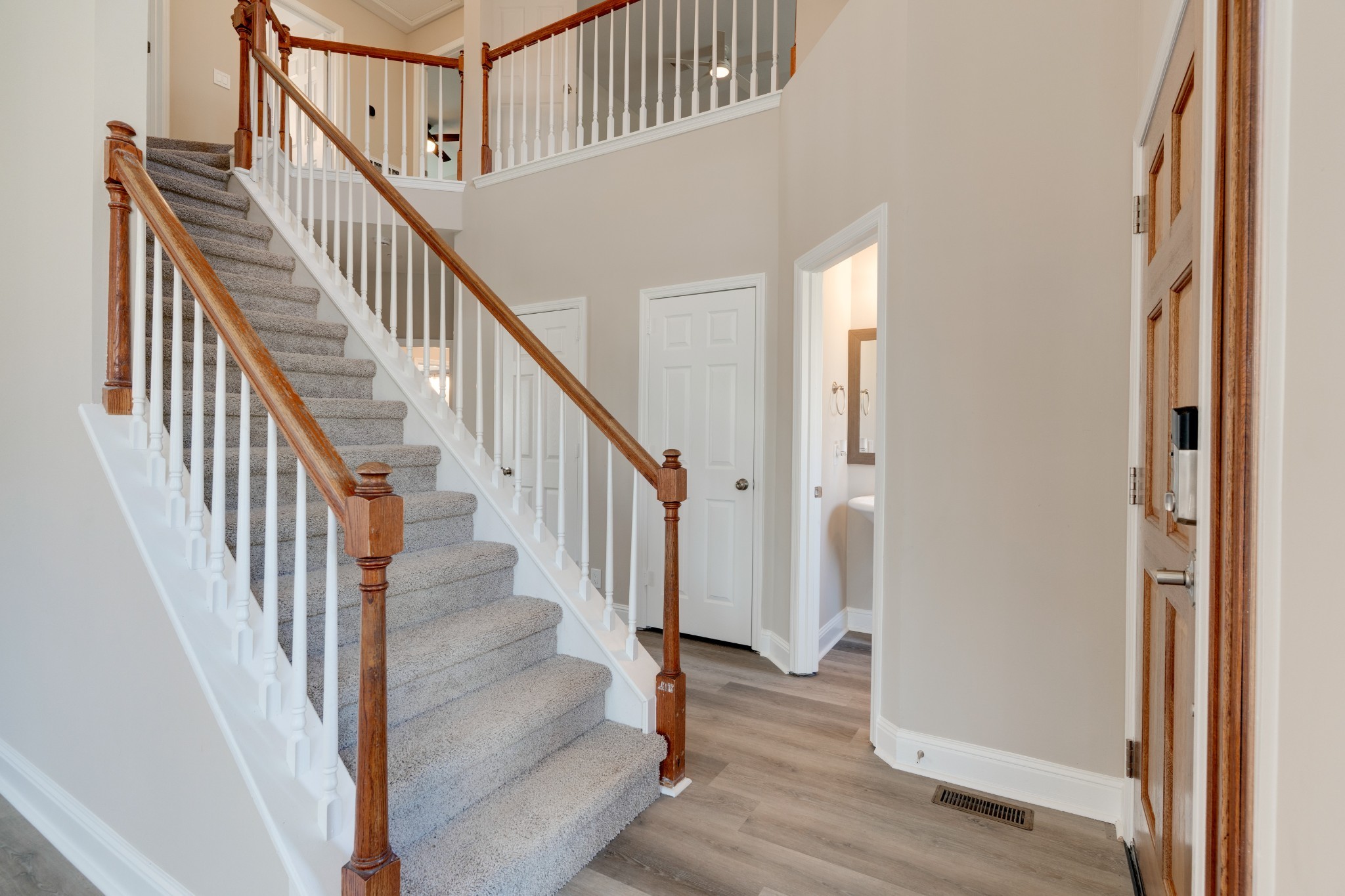 109 Ridgeview Trce
