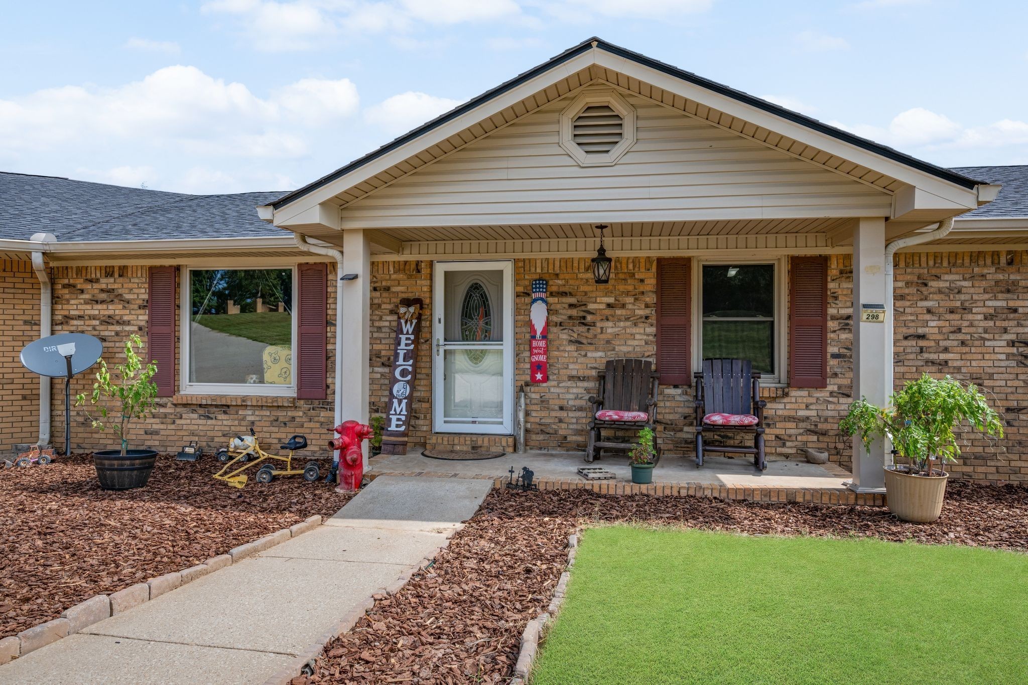 298 Langford Rd
