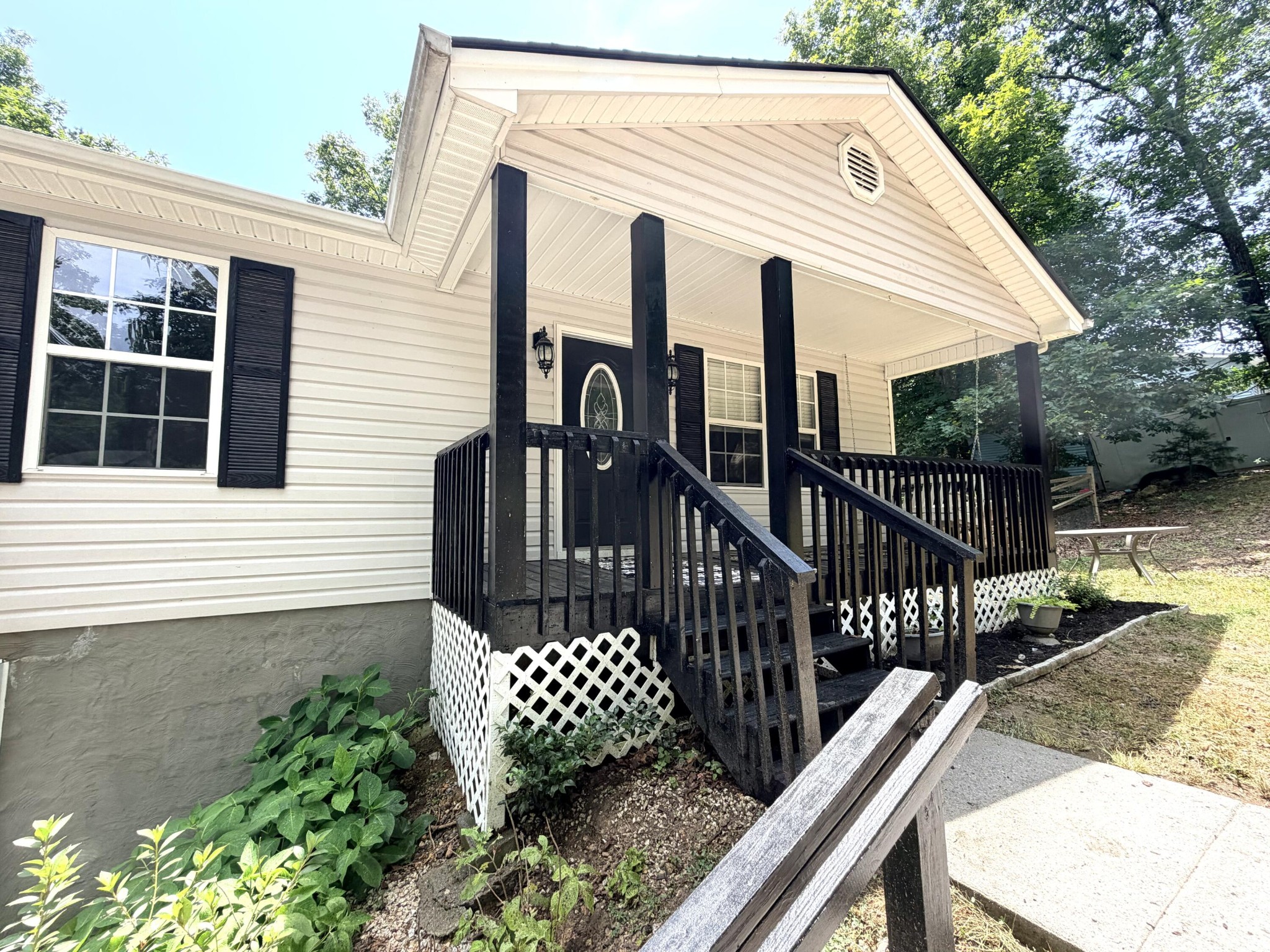 7116 Bramlett Lane