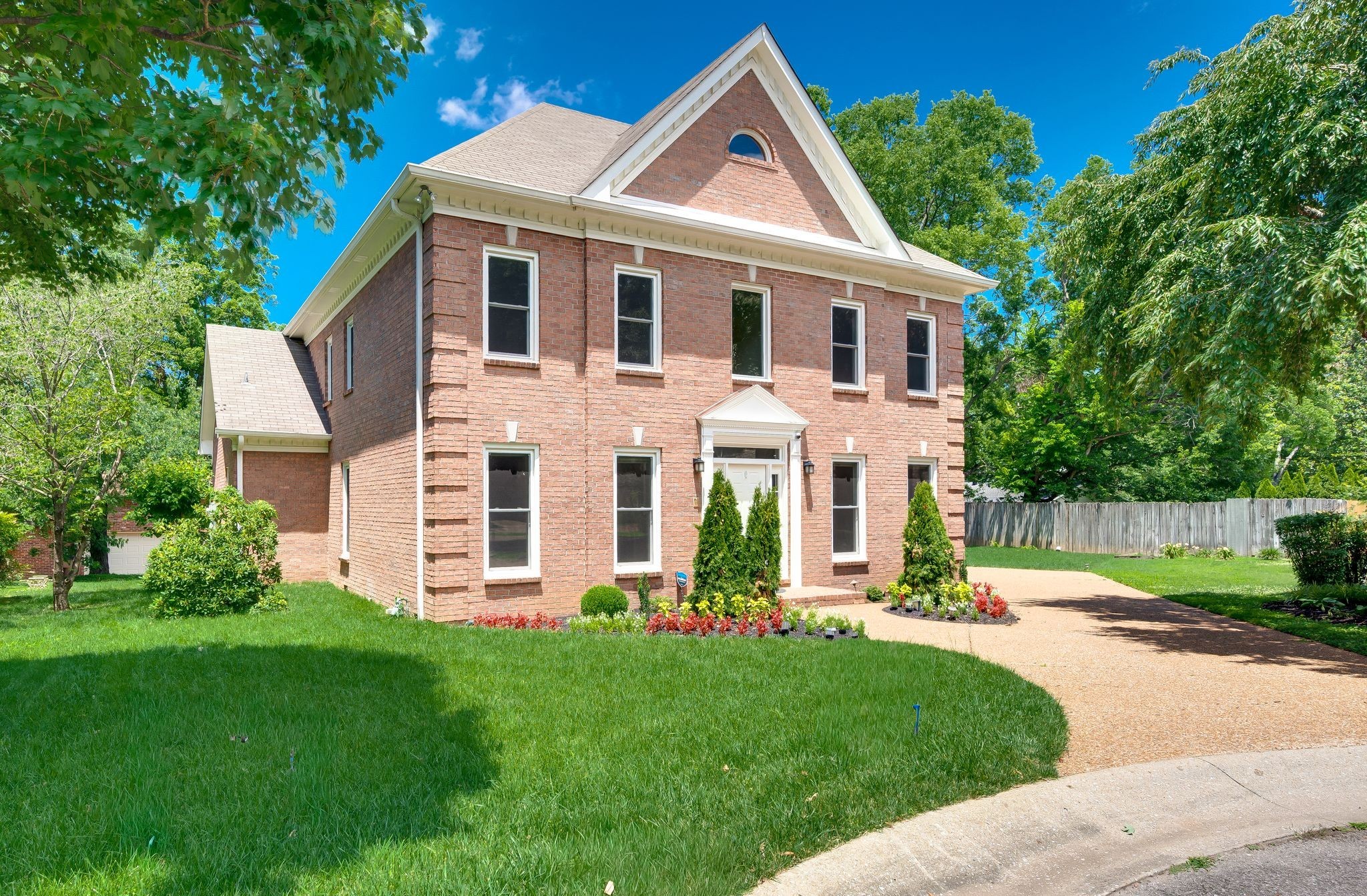 1605 Ardenwood Ct