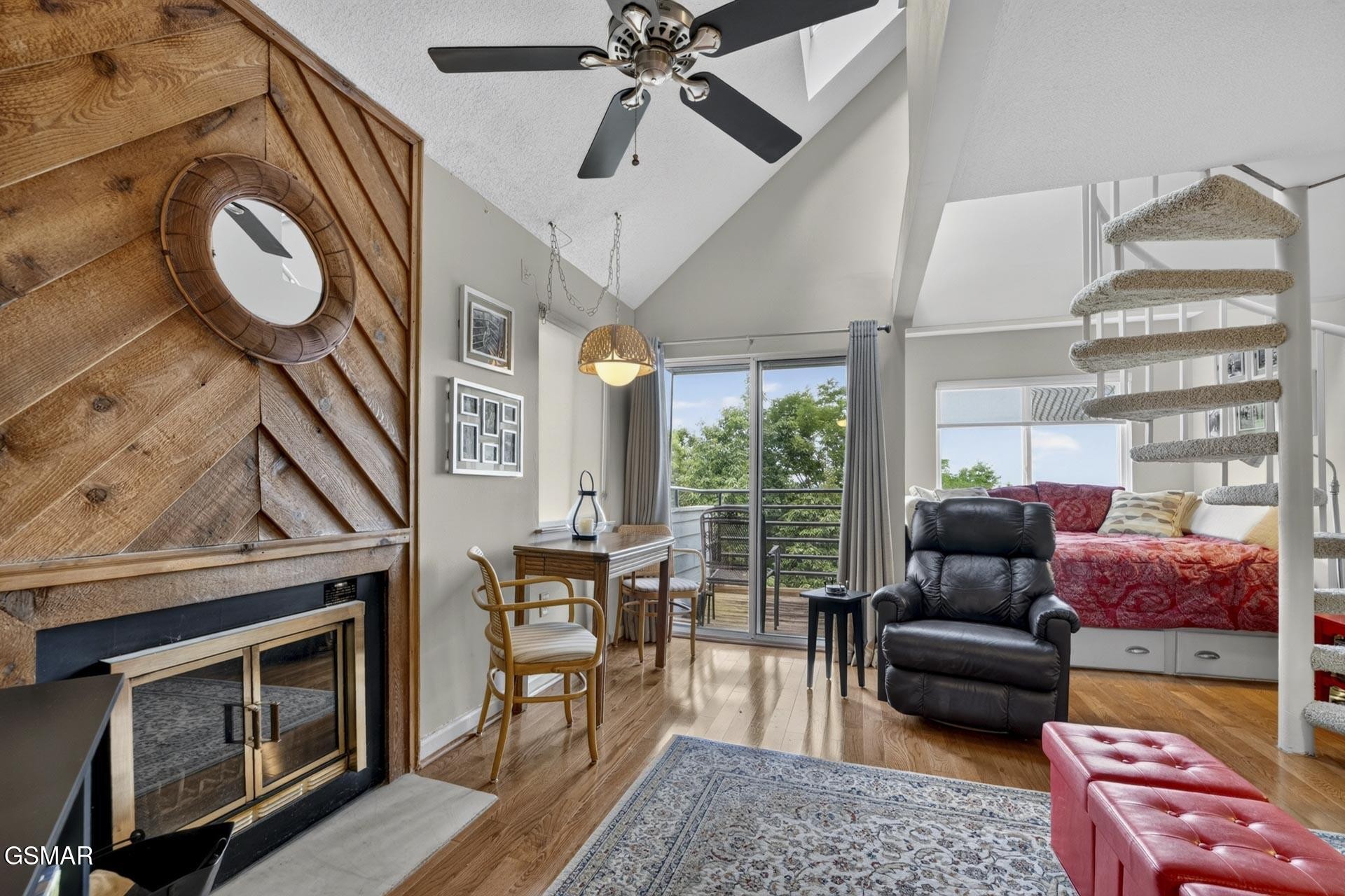1260 Ski View Drive