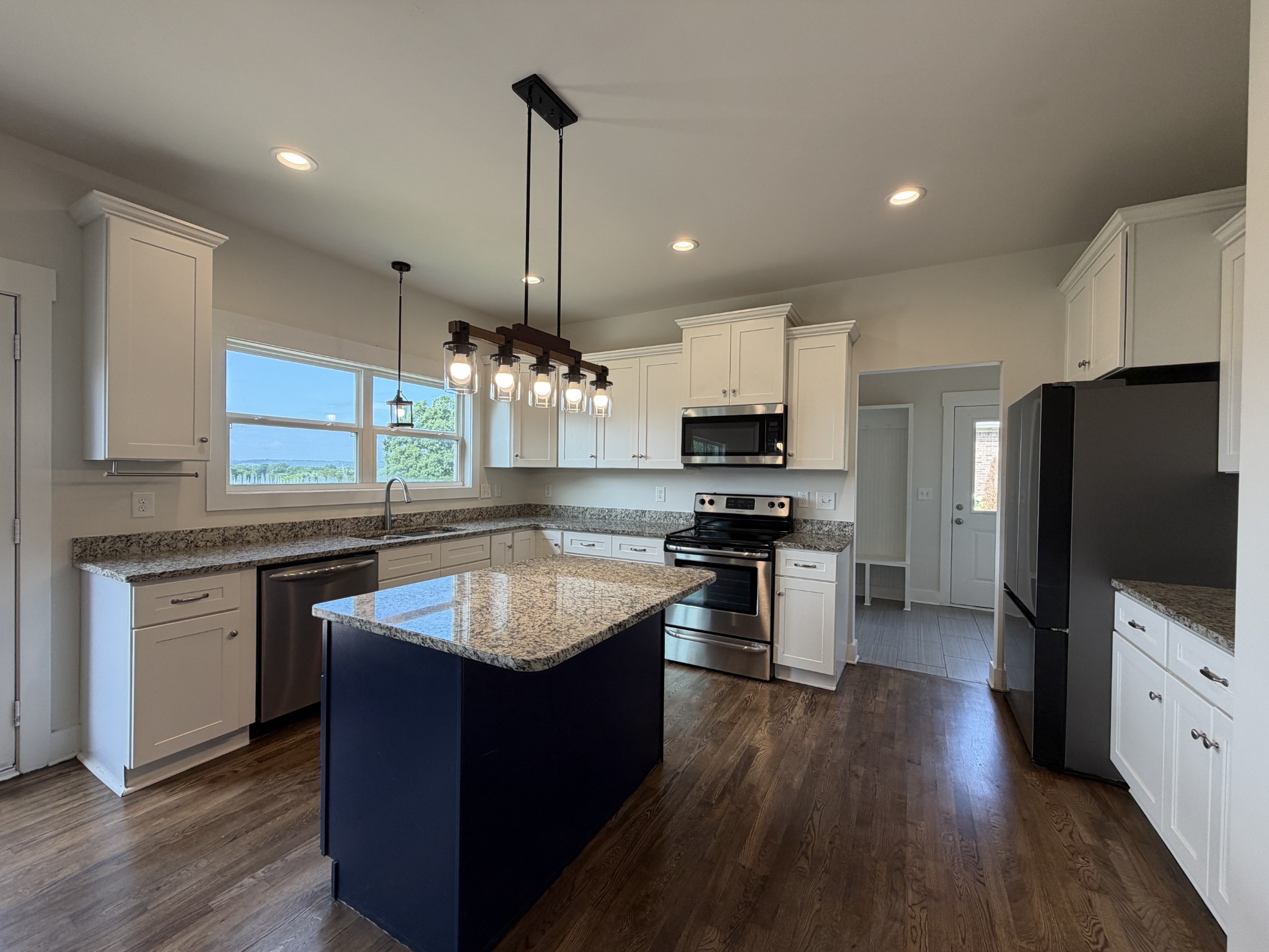 1707 Aster Dr