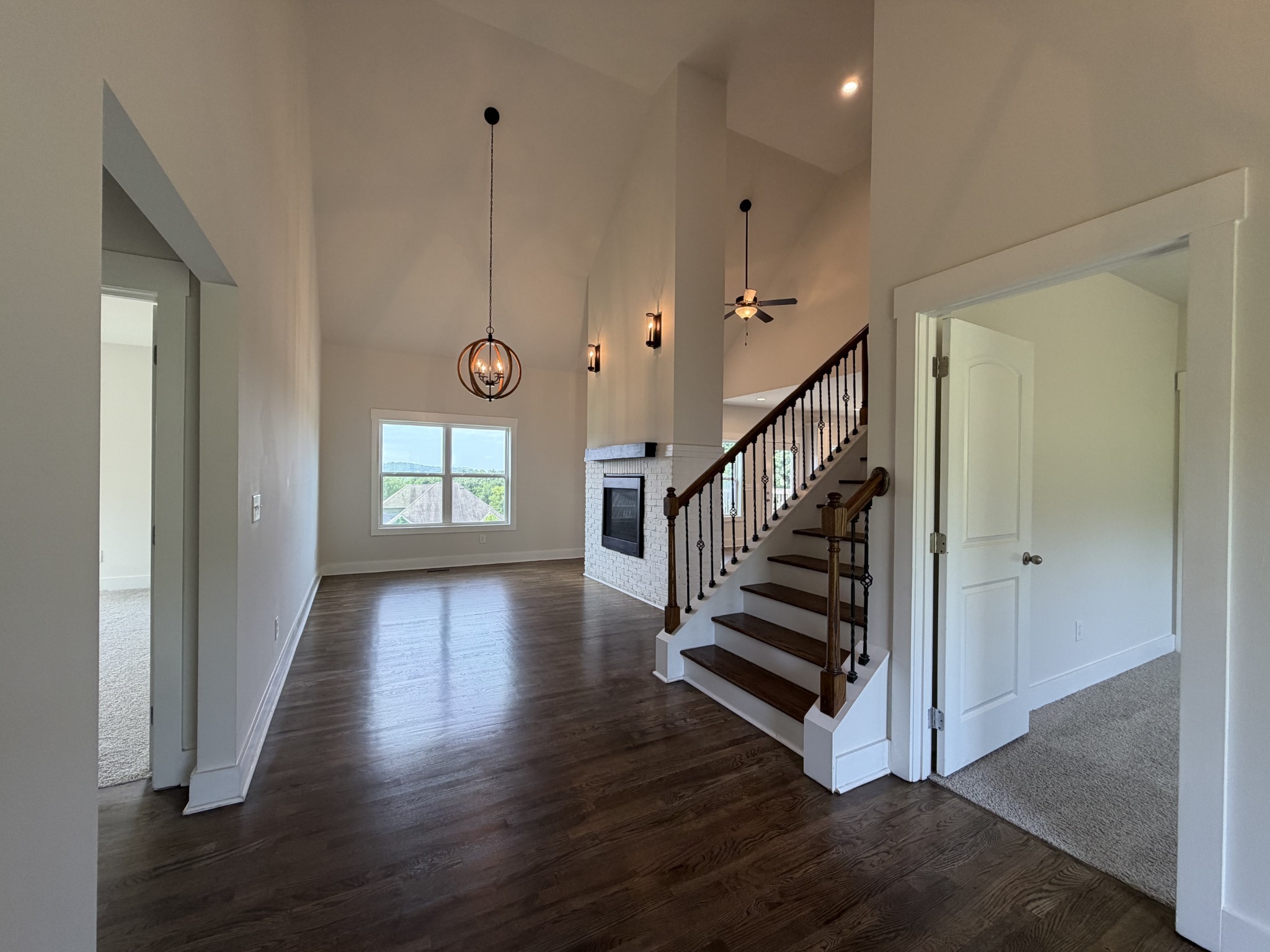 1707 Aster Dr