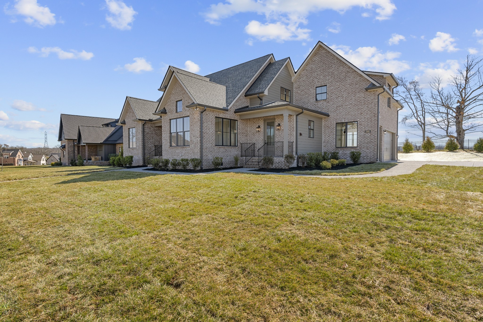 509 Brookridge Ln
