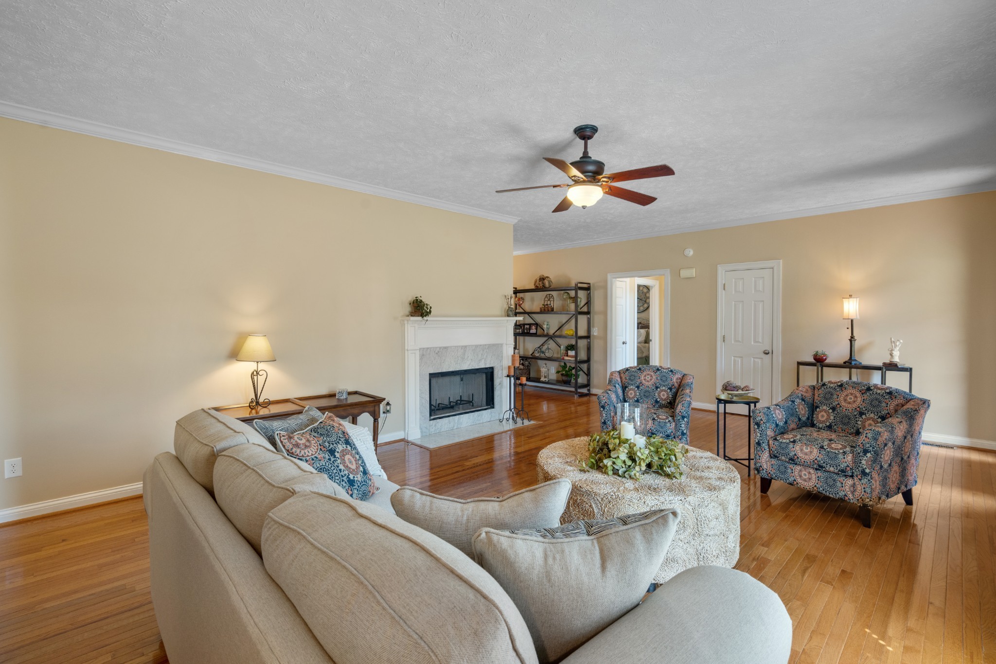 1118 Jessica Dr