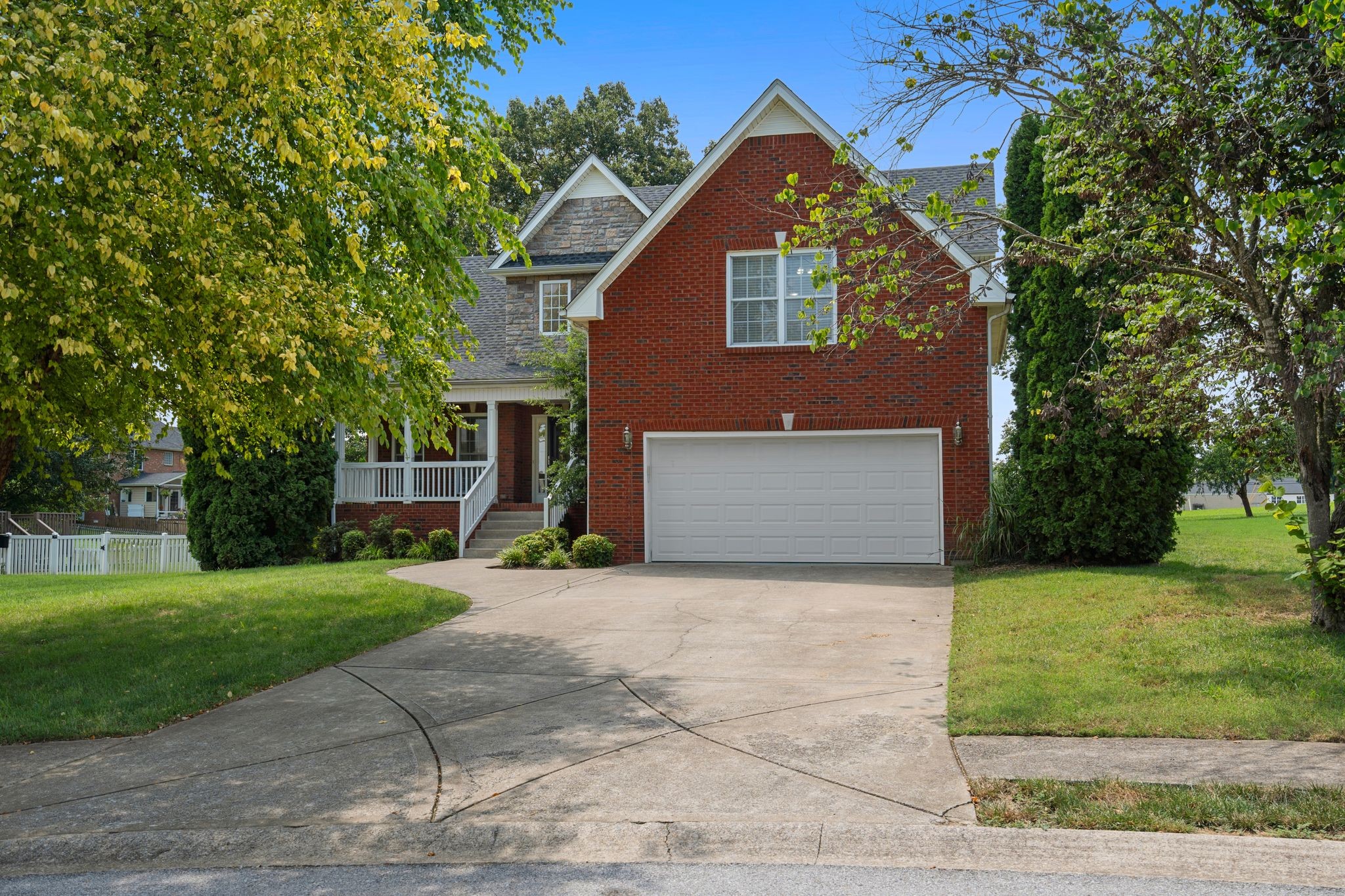 205 Cullom Way
