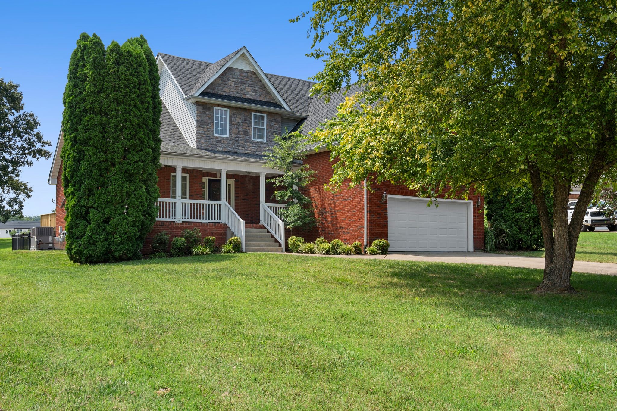 205 Cullom Way