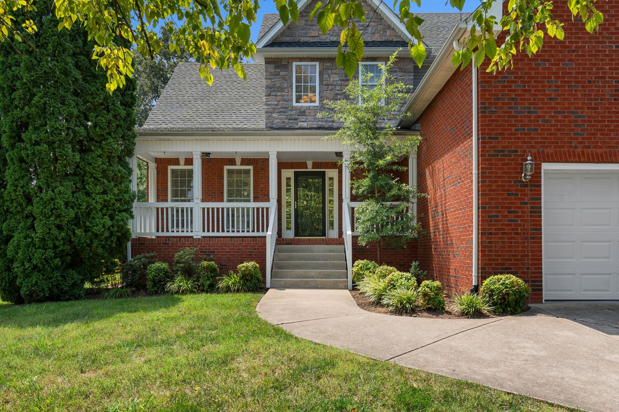 205 Cullom Way