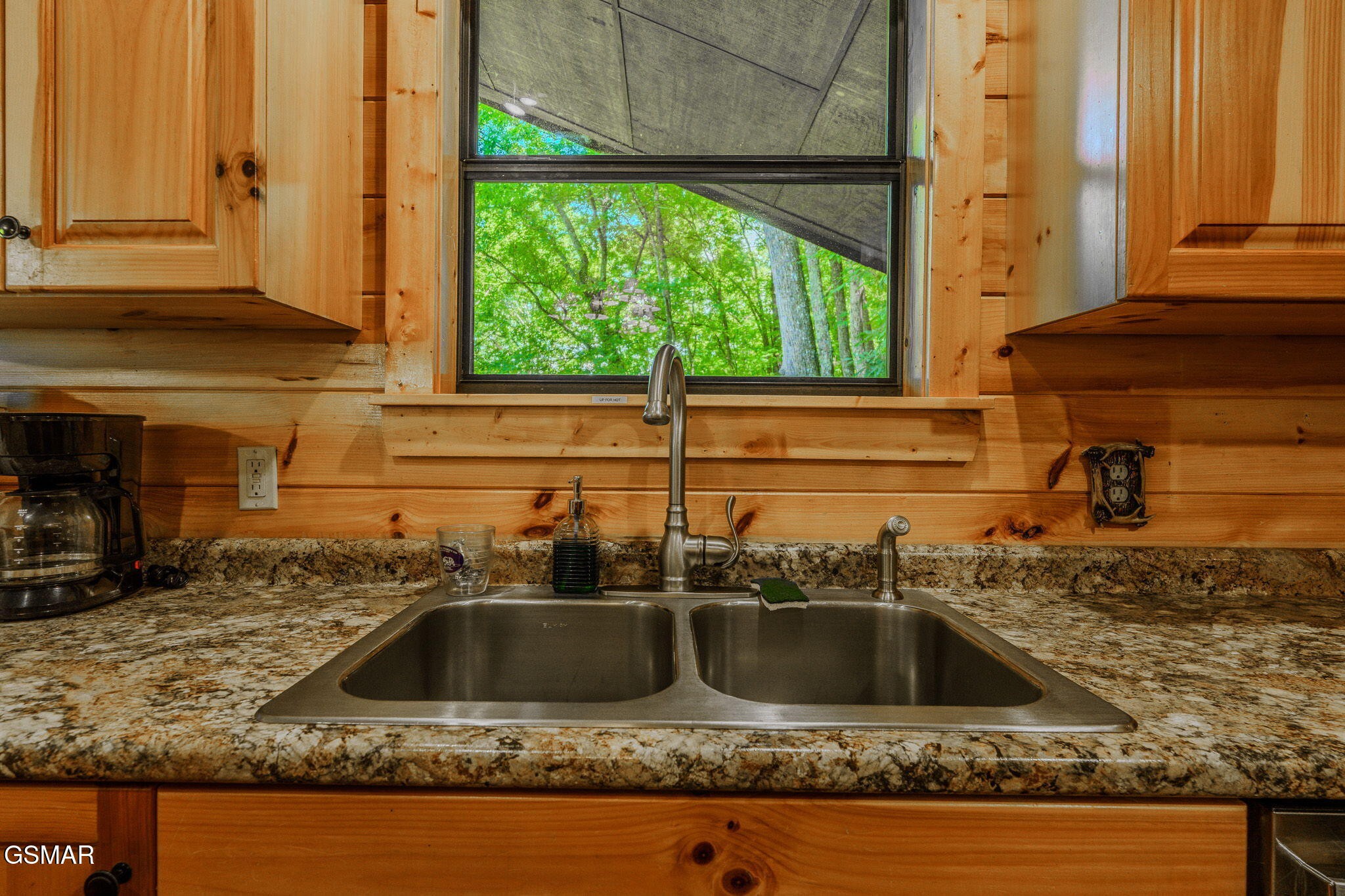 933 Ski Mountain Road