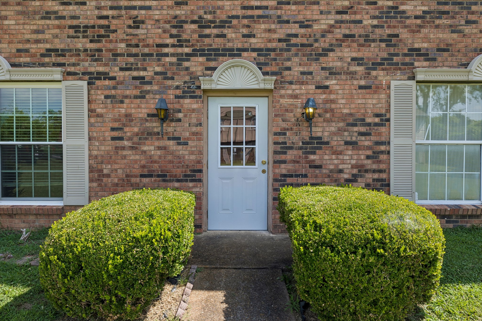1301 Neelys Bend Rd