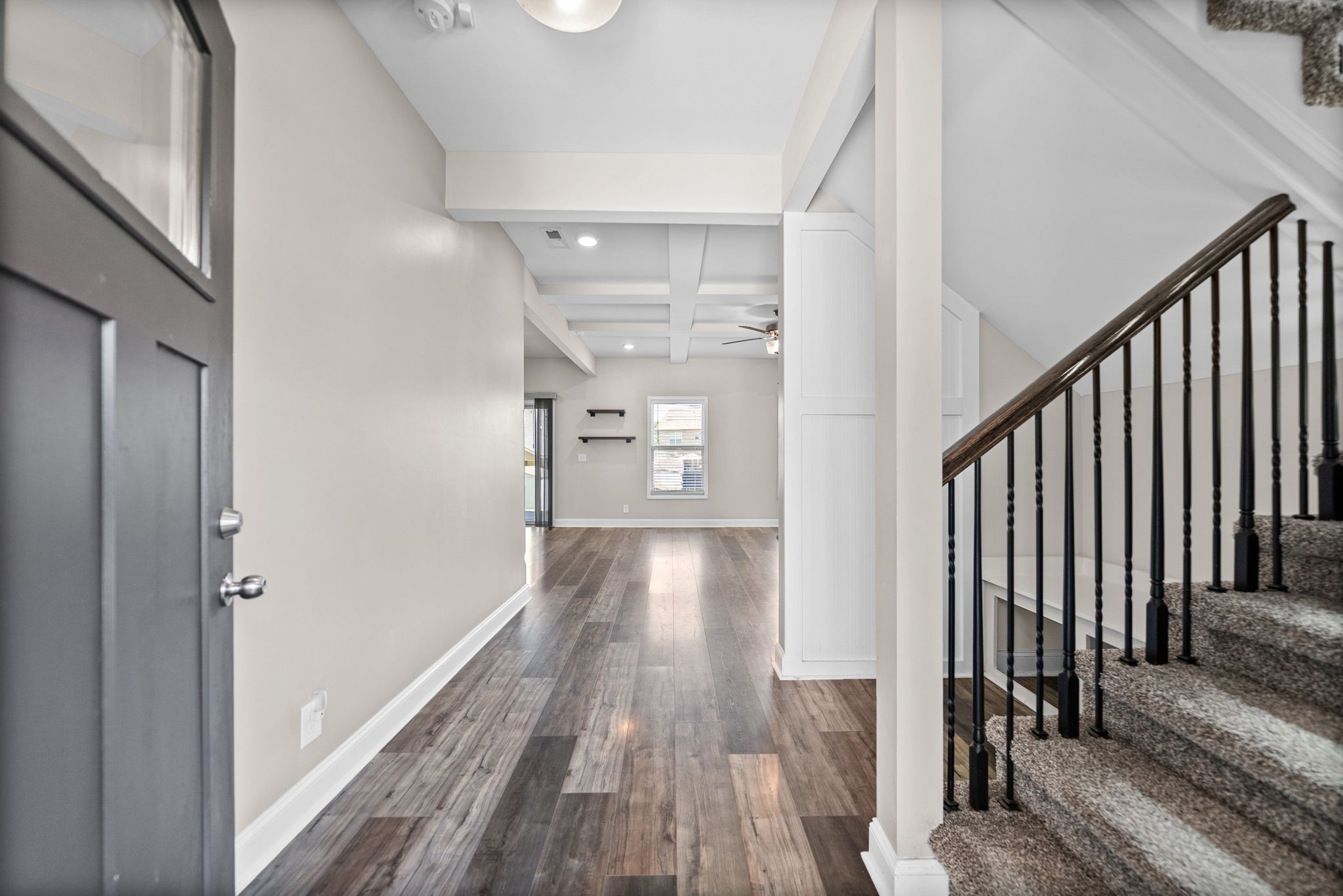 105 Lucerne Ln