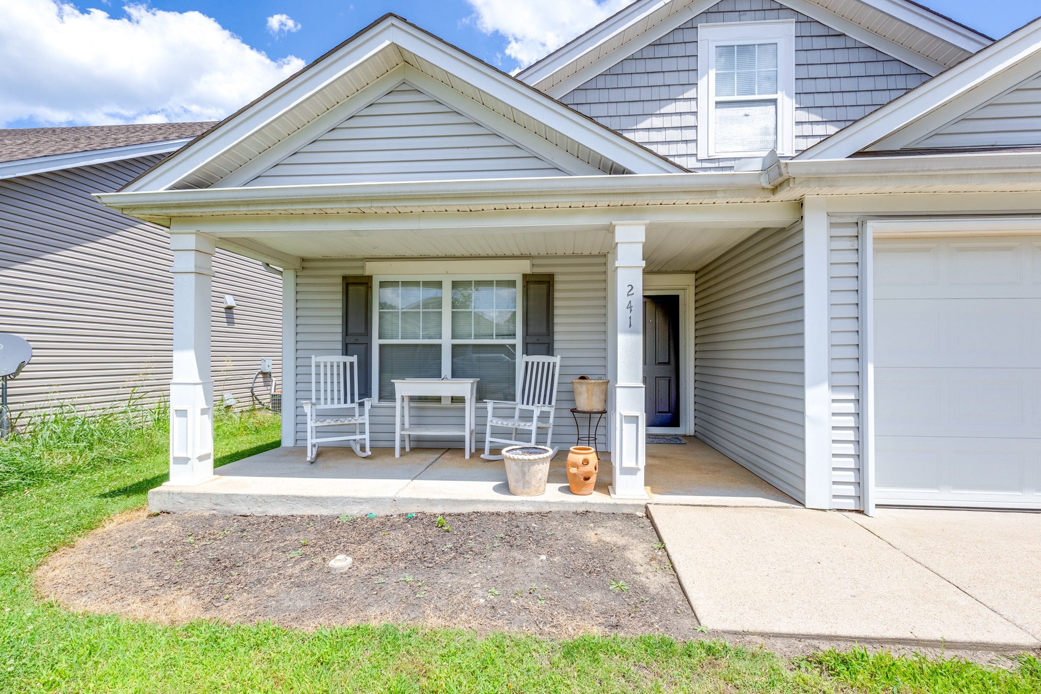 241 Maxwell Pl