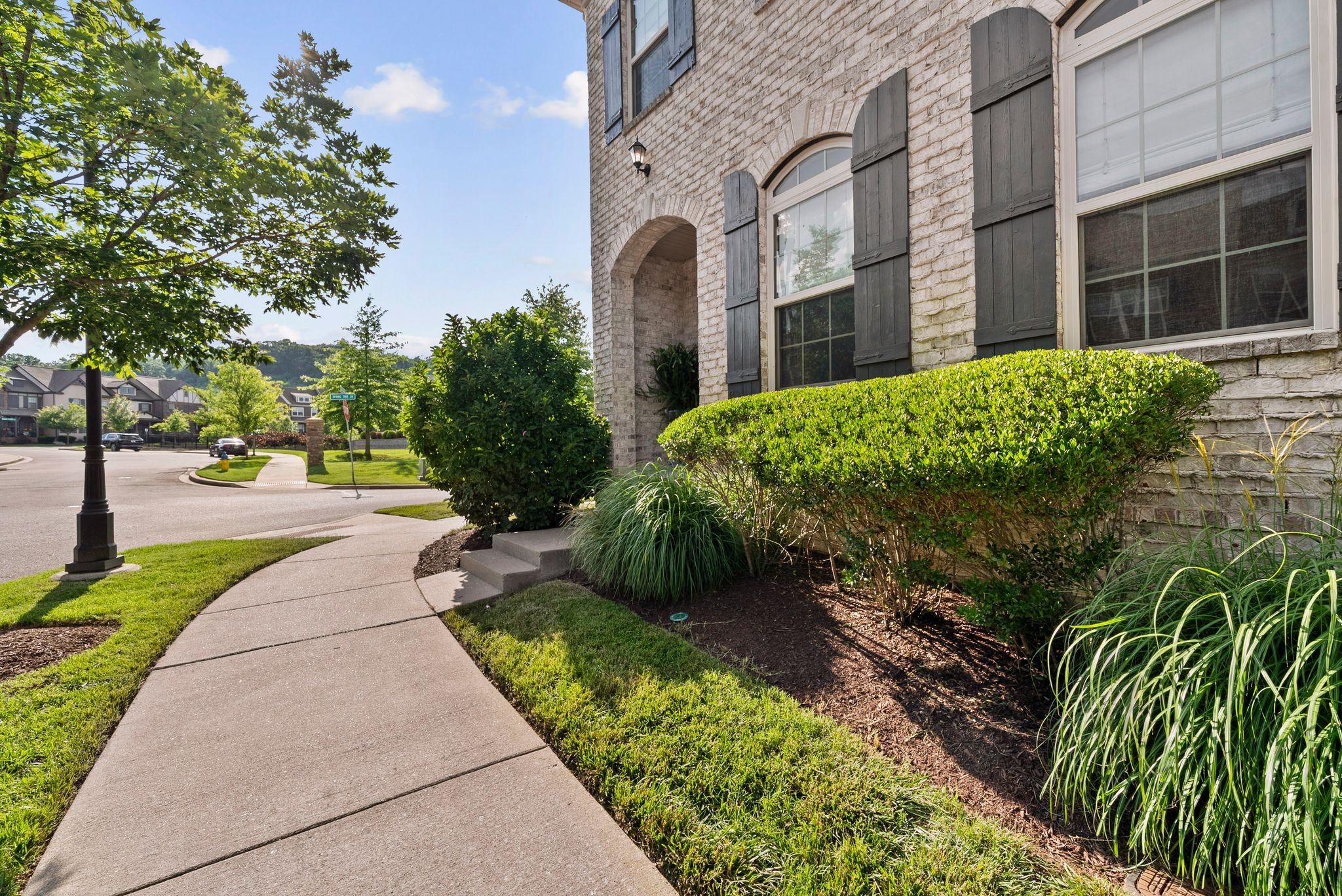 1636 Shadow Green Dr