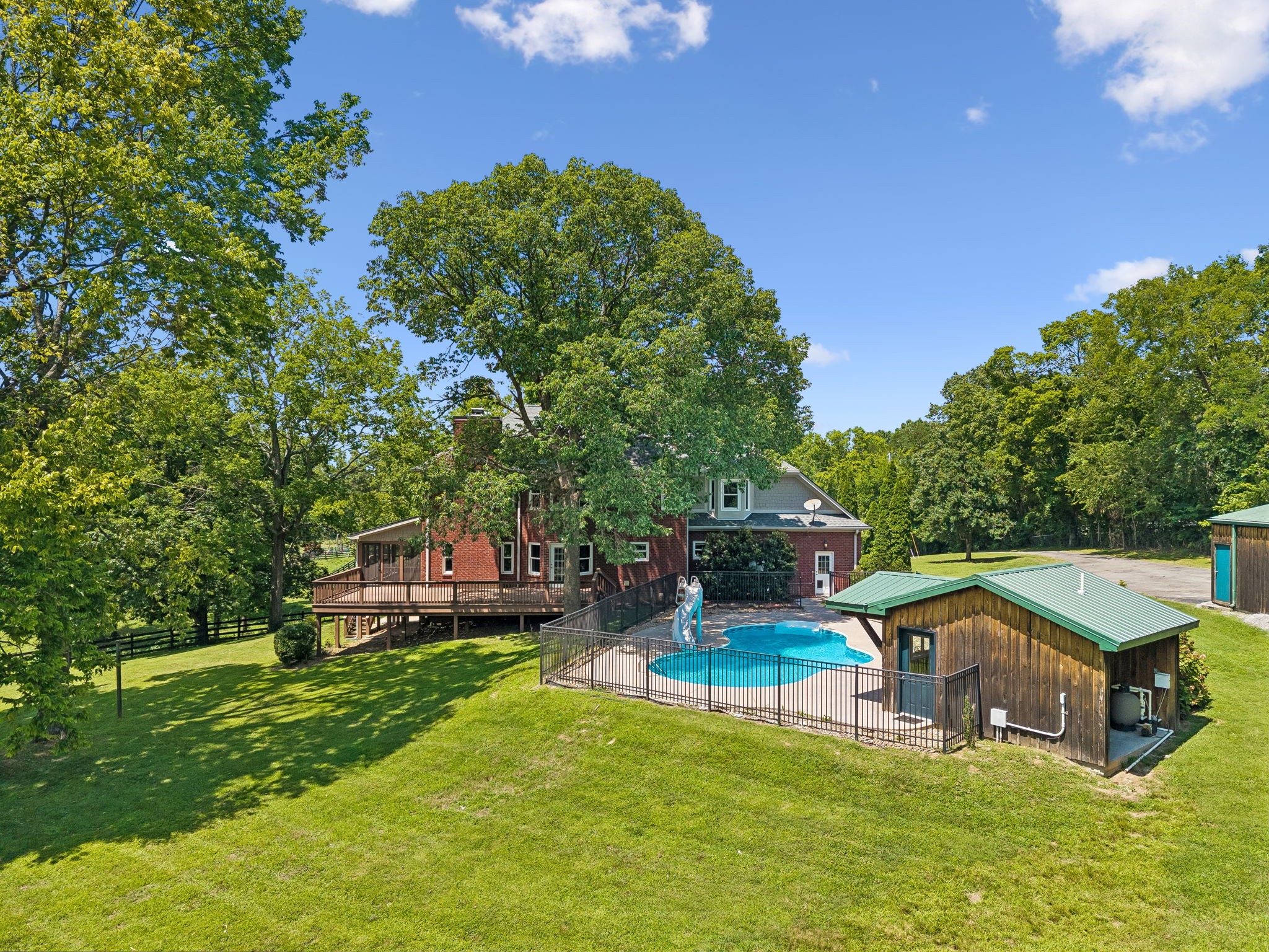 2671 Sanford Rd