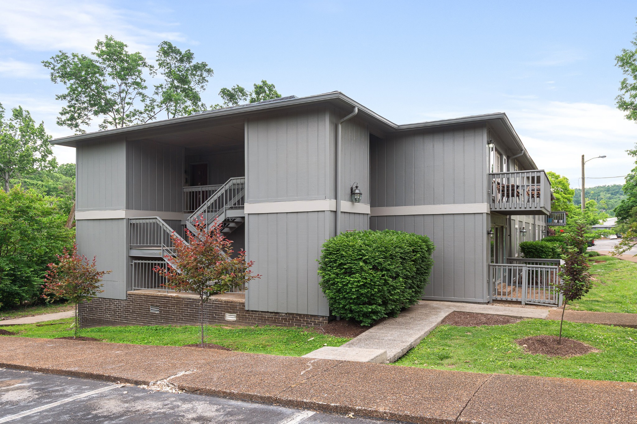 21 Vaughns Gap Rd