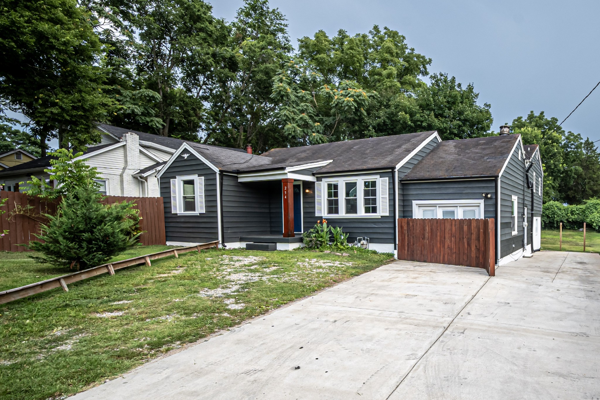254 DuPont Ave